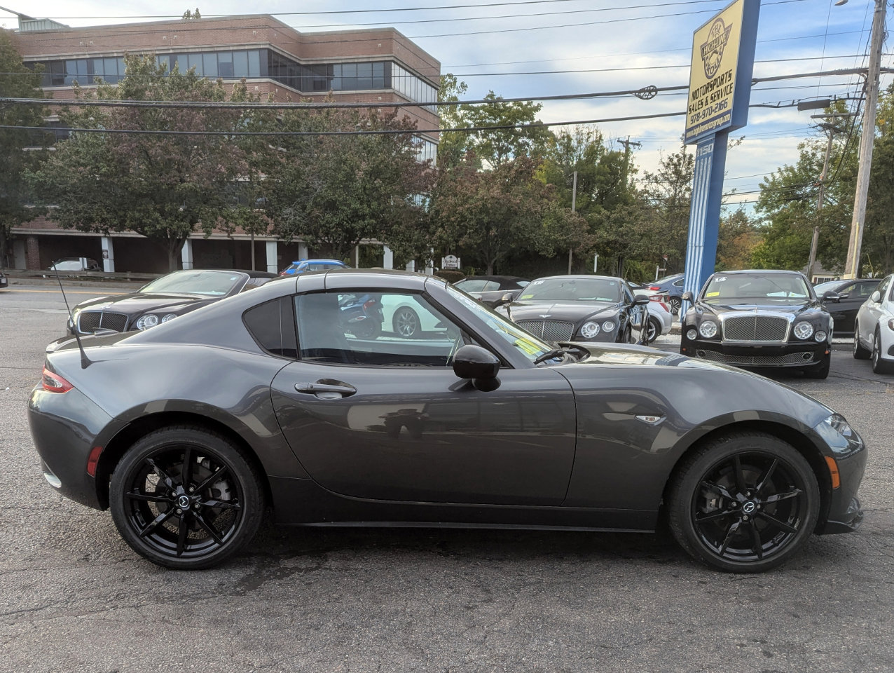 Used 2021 MAZDA MX-5 Miata RF Club image 6