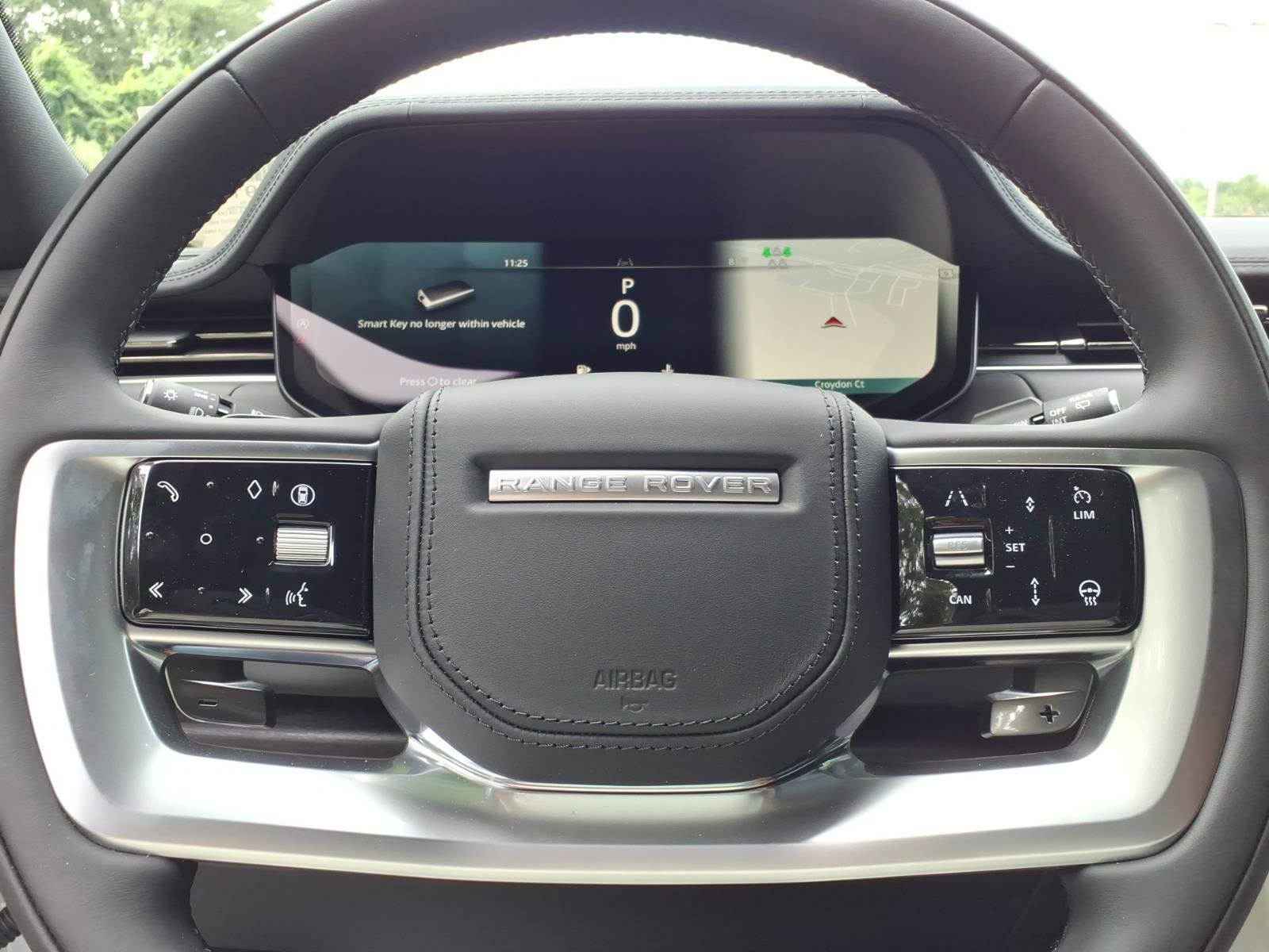 New 2027 Land Rover Range Rover Long Wheelbase SE AWD/4WD image 11