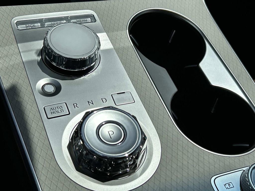 New 2026 Genesis GV80 2.5T Prestige AWD/4WD image 32
