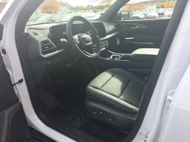 New 2026 Chevrolet Traverse LT image 11