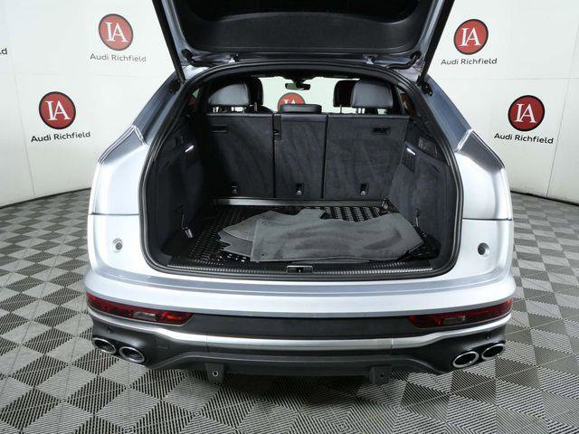 Used 2023 Audi SQ5 Prestige w/ Prestige Package AWD/4WD image 10