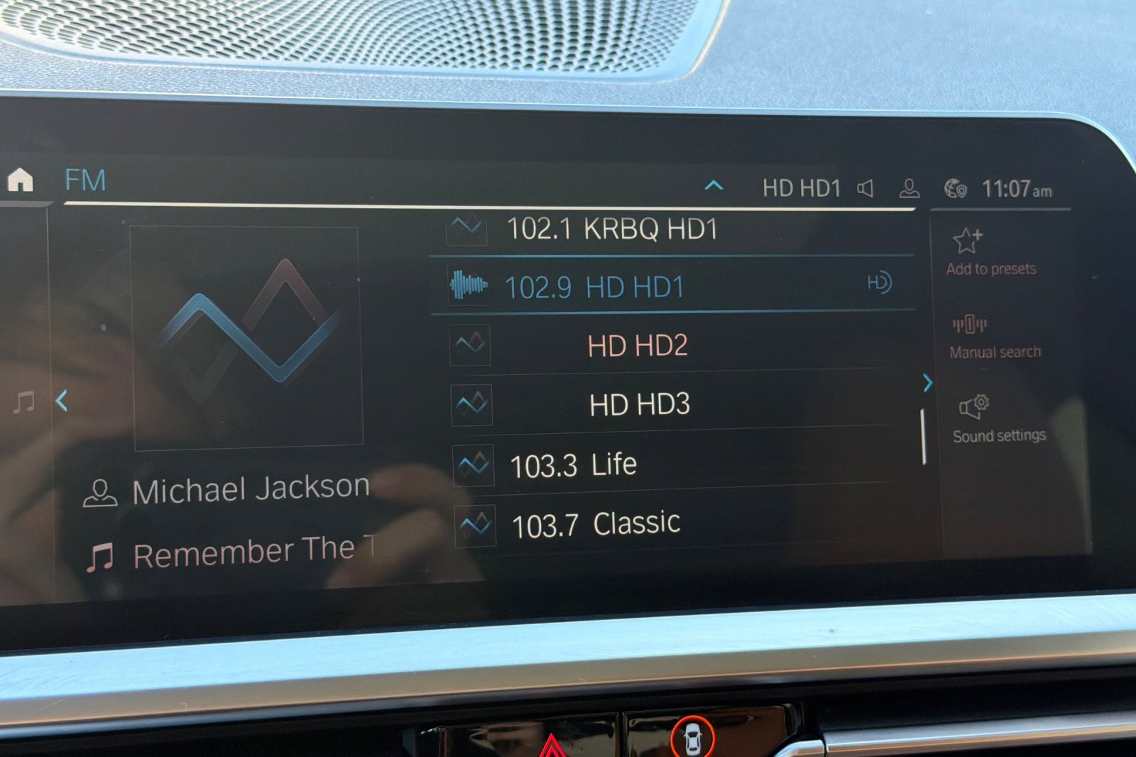 Certified 2022 BMW 330e 330e w/ Convenience Package image 23