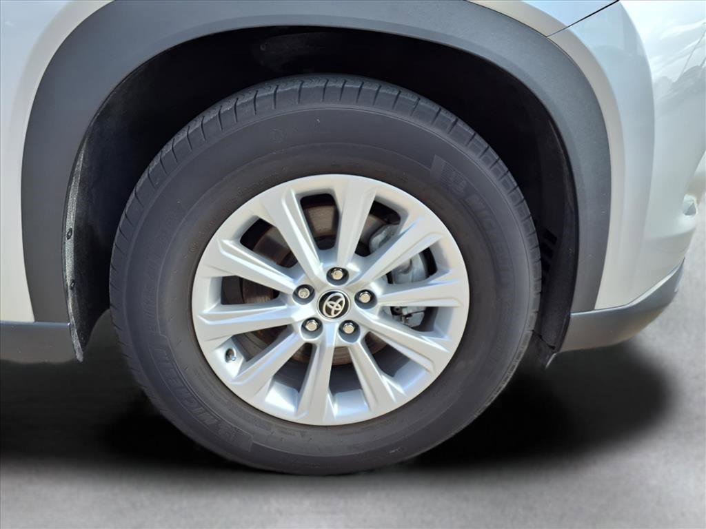 Used 2024 Toyota Grand Highlander XLE image 9
