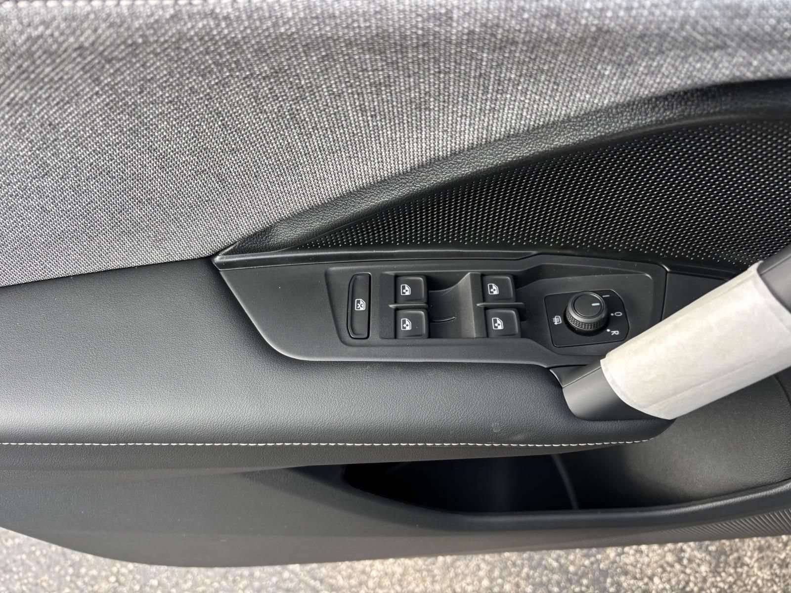 New 2026 Volkswagen Tiguan S AWD/4WD image 13