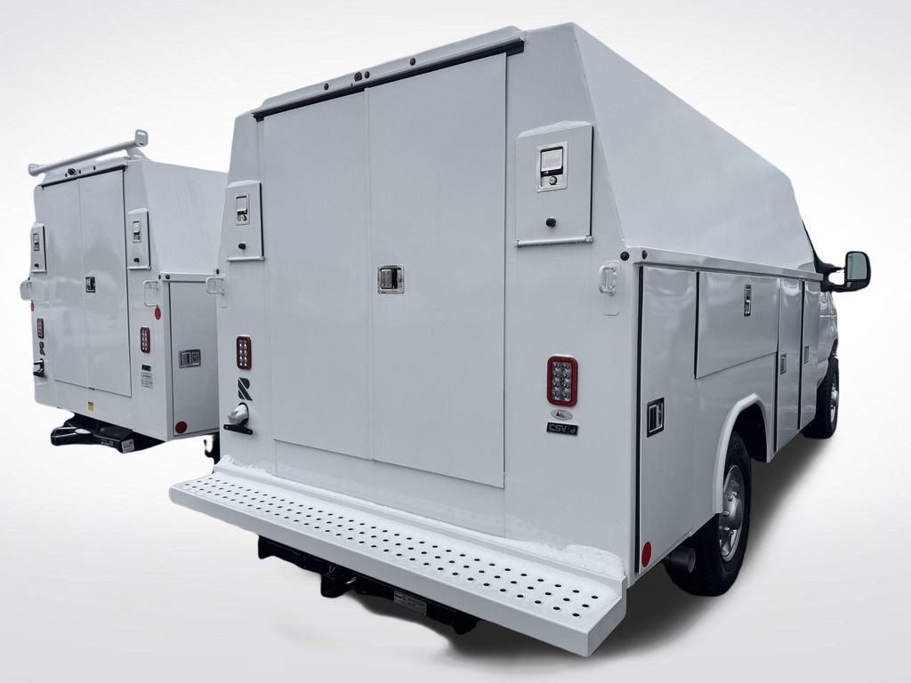 New 2026 Ford E-350 and Econoline 350 Super Duty w/ Power Equipment Group RWD image 18