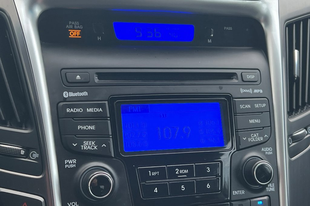 Used 2013 Hyundai Sonata Hybrid image 14