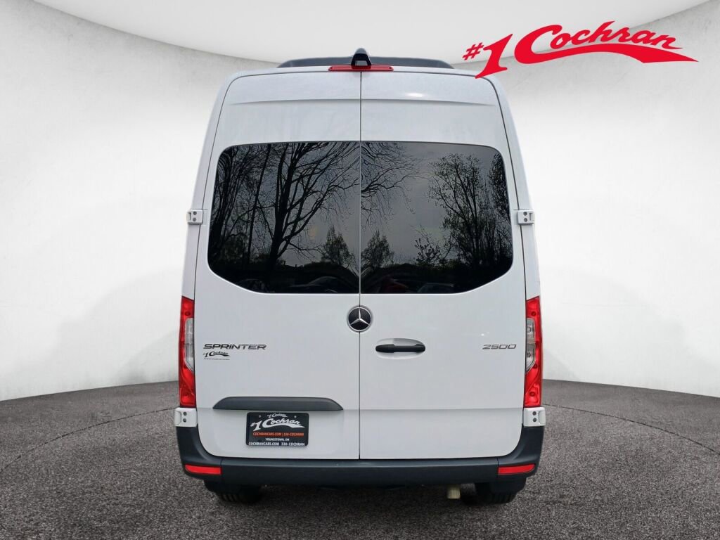 Used 2024 Mercedes-Benz Sprinter 2500 image 18