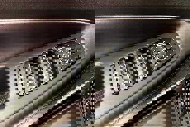 Used 2023 Hyundai Santa Fe SEL w/ Premium Package image 40