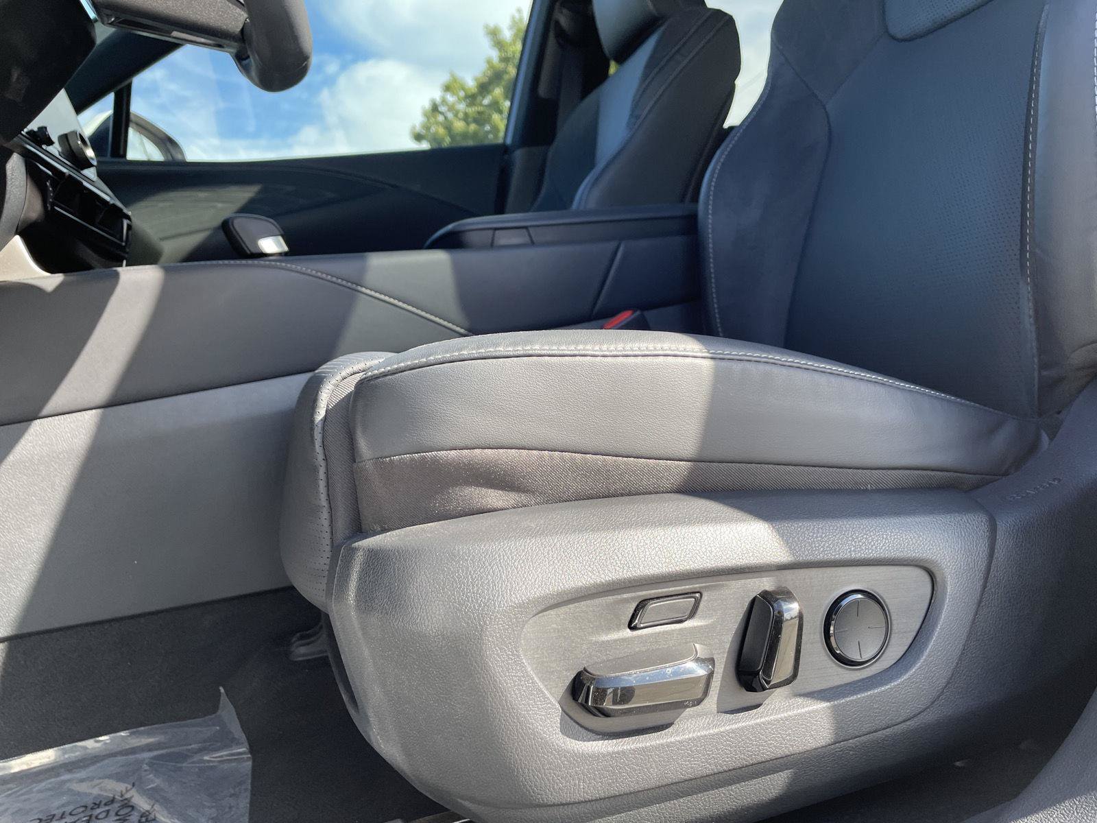 Used 2023 Lexus RX 350 AWD w/ Cold Area Package image 23