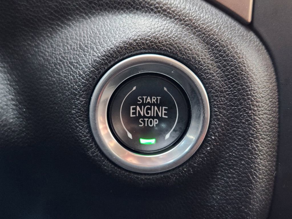 Certified 2023 Chevrolet Silverado 1500 Custom image 21