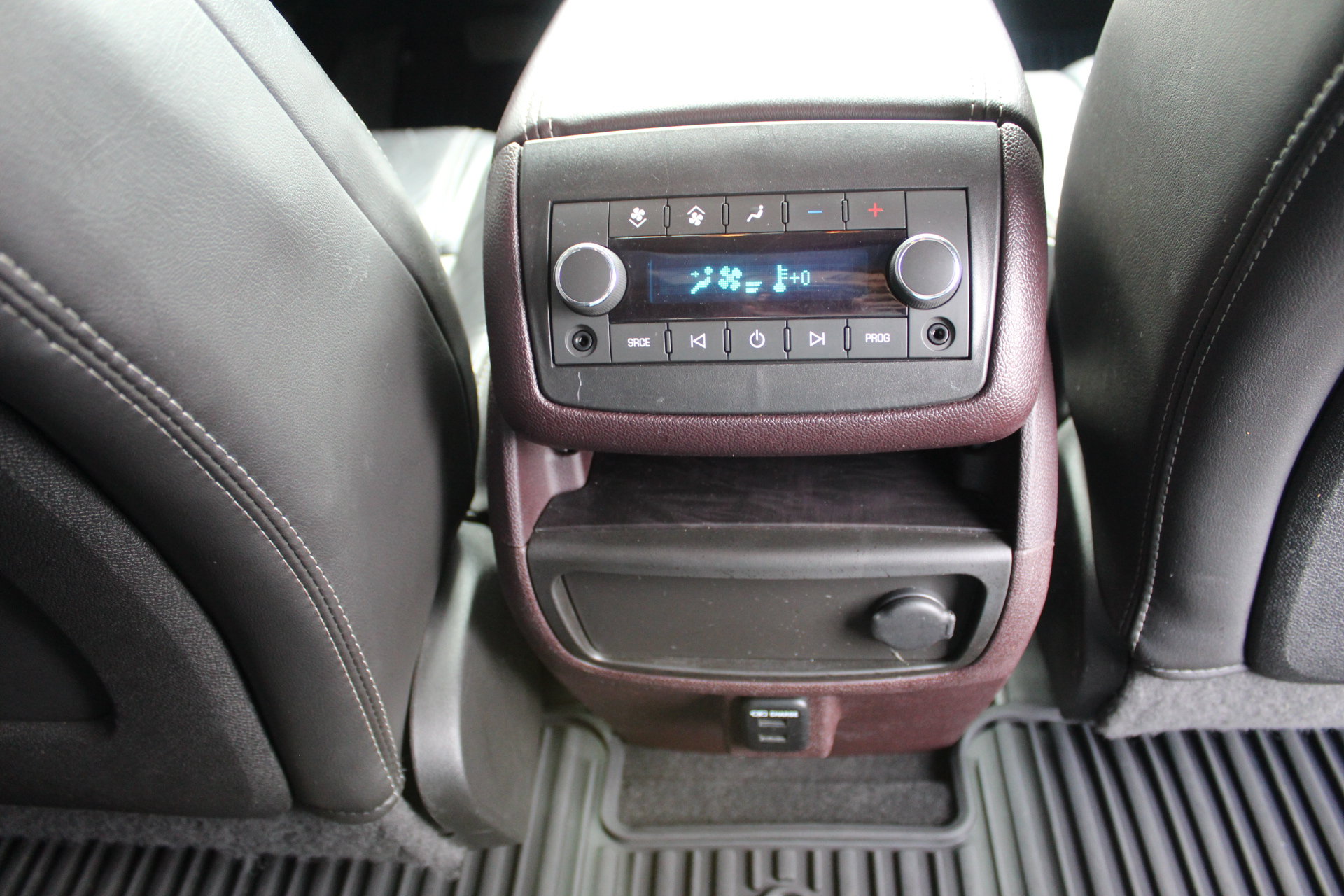 Used 2015 Buick Enclave Premium w/ Trailering Package AWD/4WD image 19