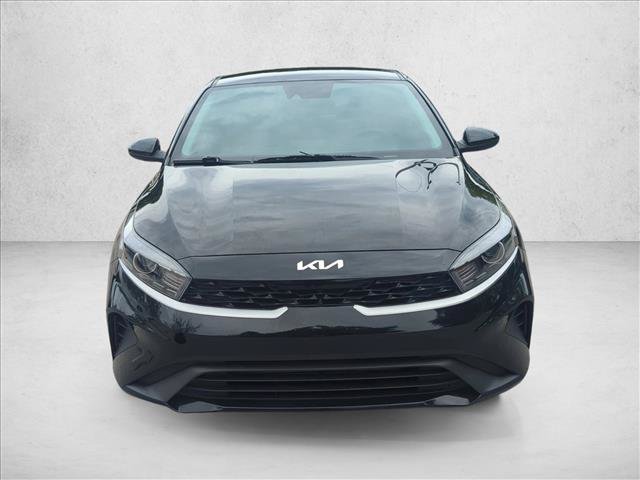 Used 2023 Kia Forte LXS FWD image 2
