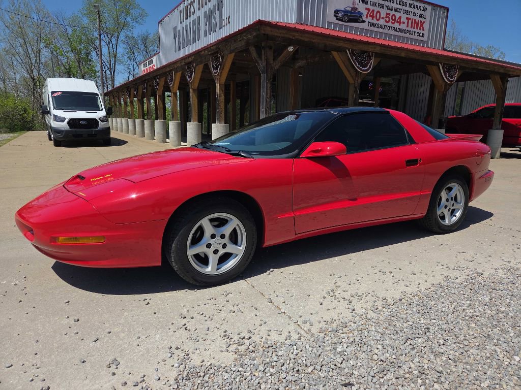 Used 1995 Pontiac Firebird Formula RWD image 3