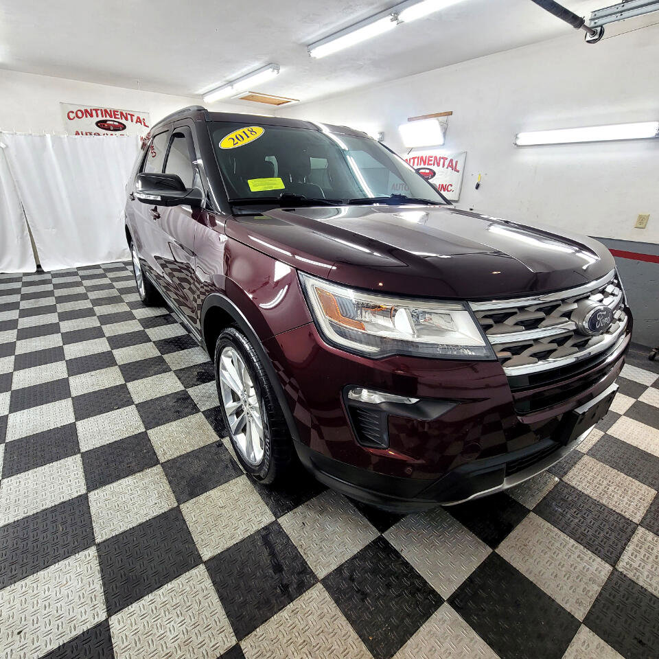 Used 2018 Ford Explorer XLT w/ Equipment Group 202A image 8
