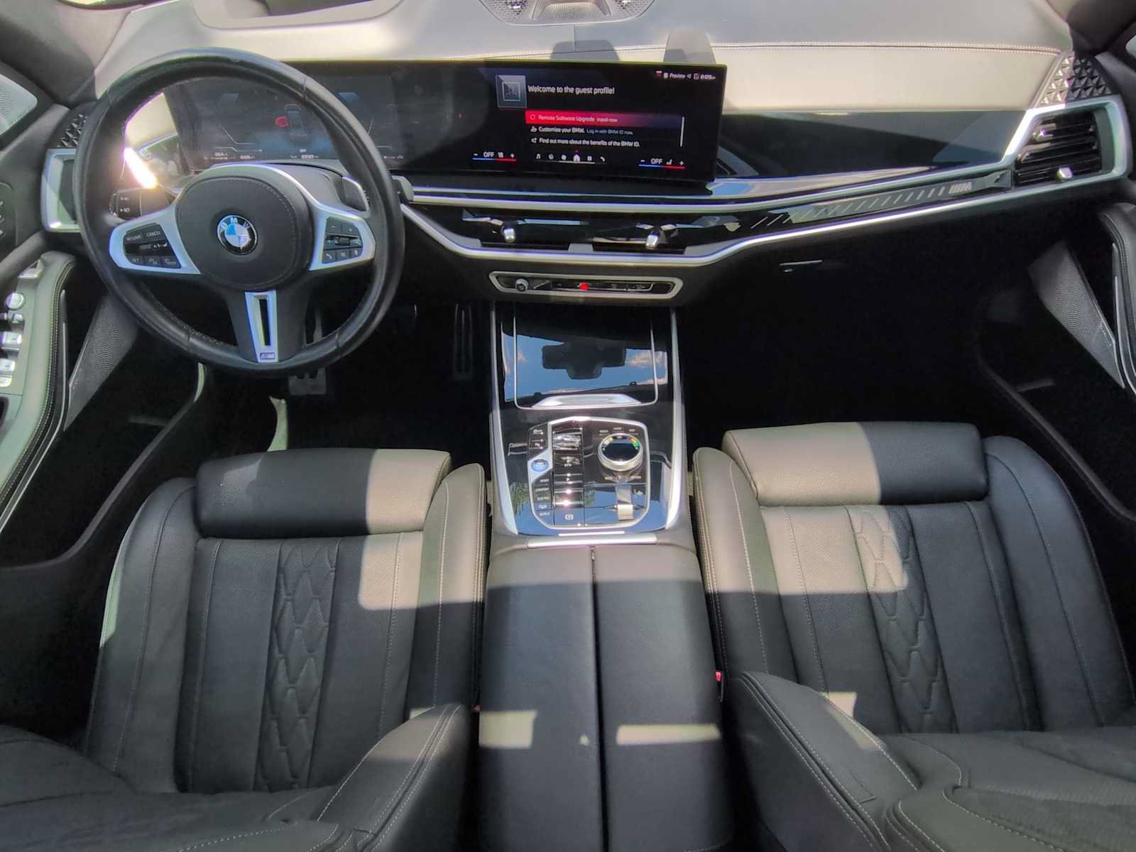 Used 2024 BMW X7 M60i w/ Executive Package AWD/4WD image 15