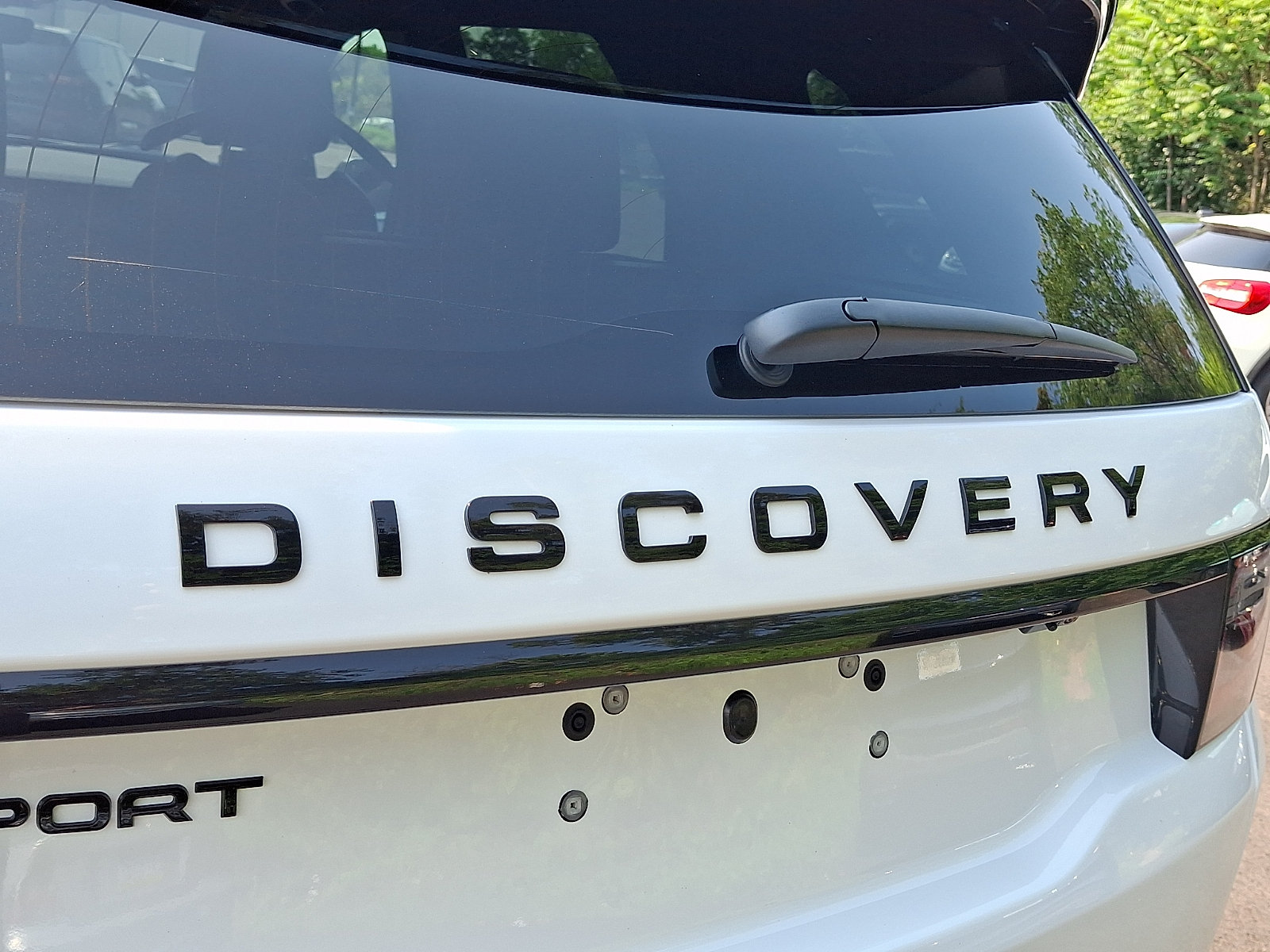 Used 2025 Land Rover Discovery Sport Dynamic SE AWD/4WD image 31