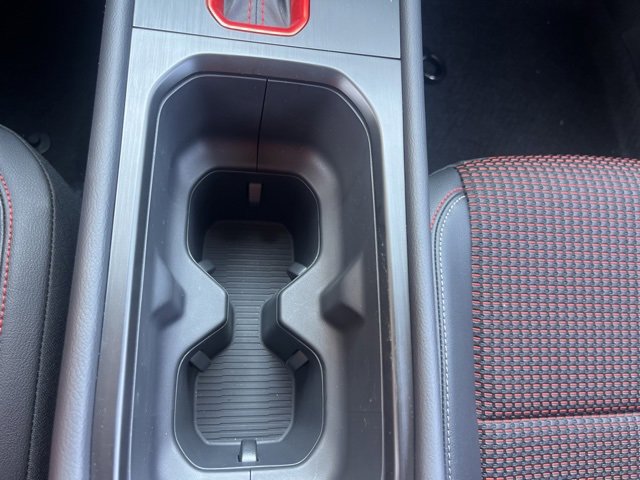New 2026 Nissan Kicks SR image 17