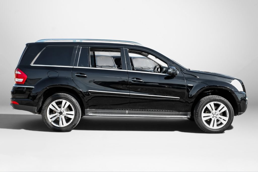 Used 2011 Mercedes-Benz GL 320 BlueTEC 4MATIC image 5