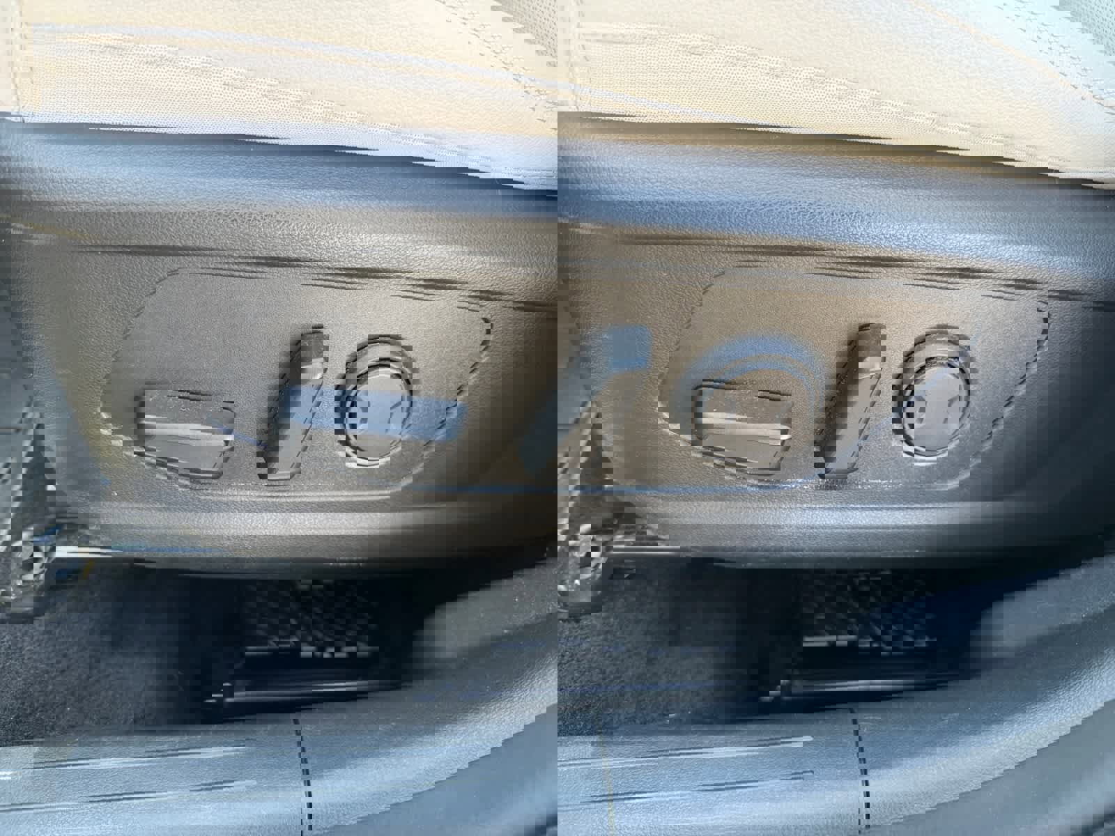 Used 2023 Hyundai Tucson Limited AWD/4WD image 18