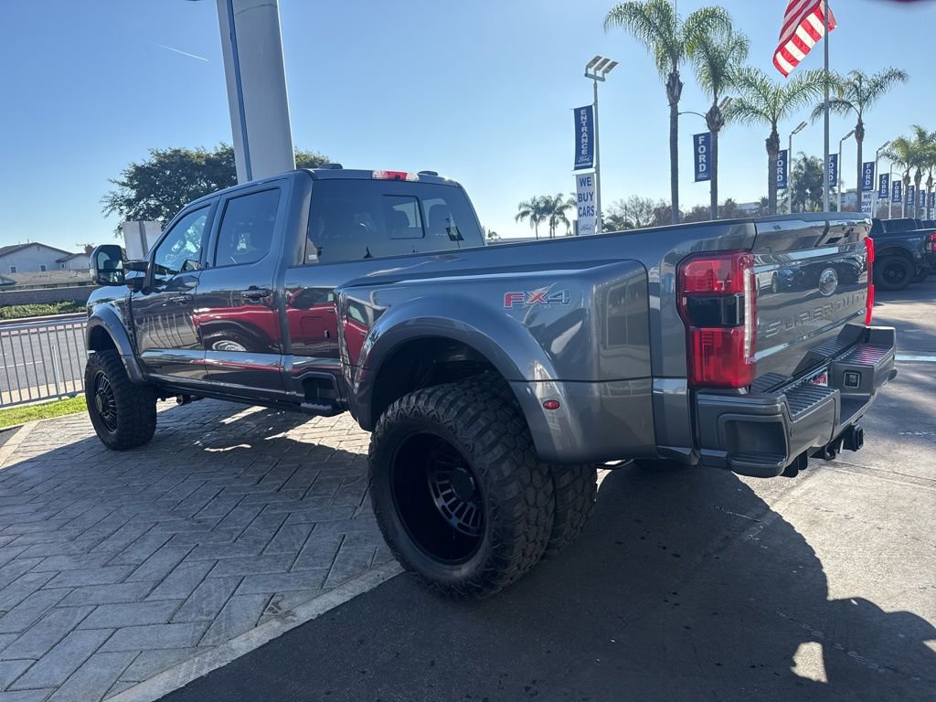 Used 2026 Ford F450 Lariat w/ FX4 Off-Road Package image 32