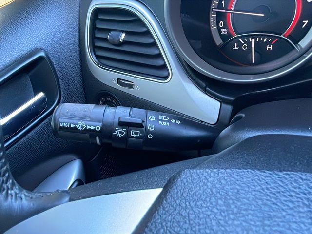 Used 2014 Dodge Journey SXT w/ Flexible Seating Group image 23