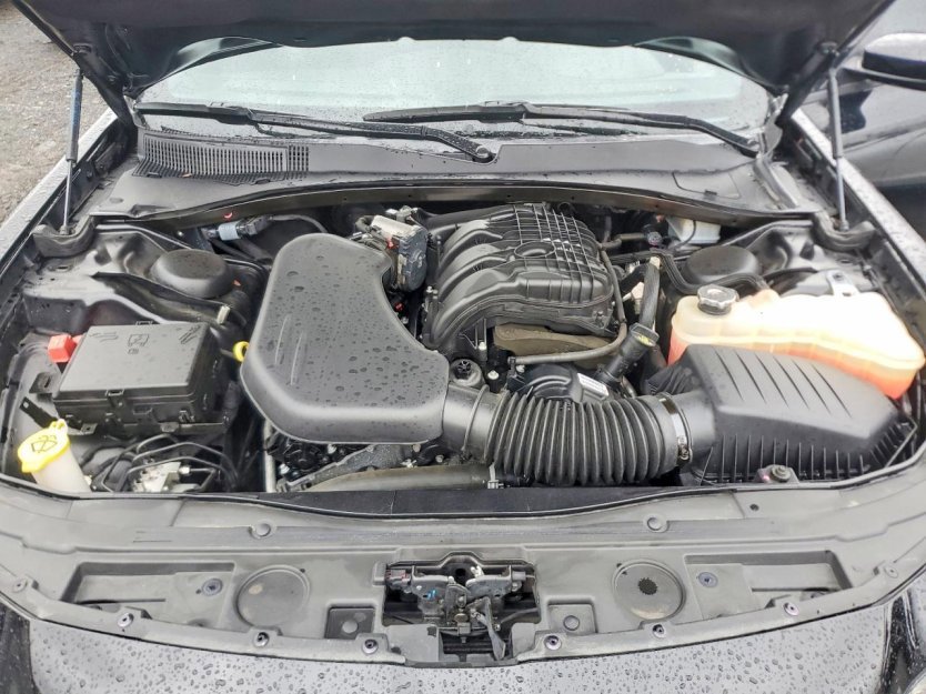 Used 2023 Chrysler 300 S RWD image 9