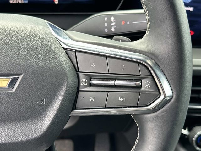 Used 2025 Chevrolet Traverse LT image 28