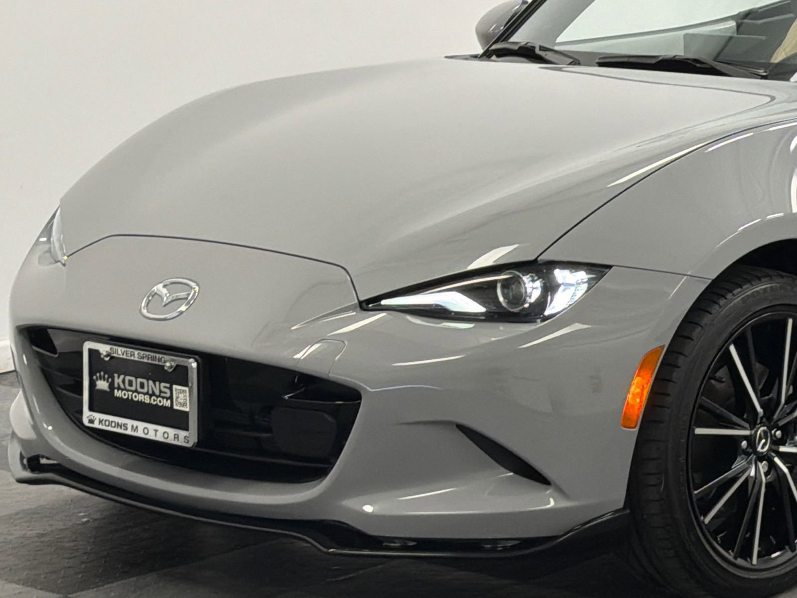 Used 2024 MAZDA MX-5 Miata Grand Touring w/ Appearance Package image 2