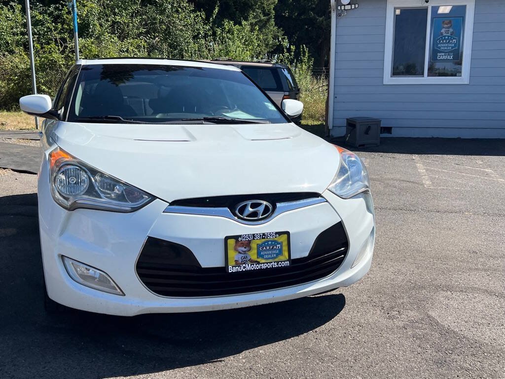 Used 2013 Hyundai Veloster w/ Style Pkg FWD image 6