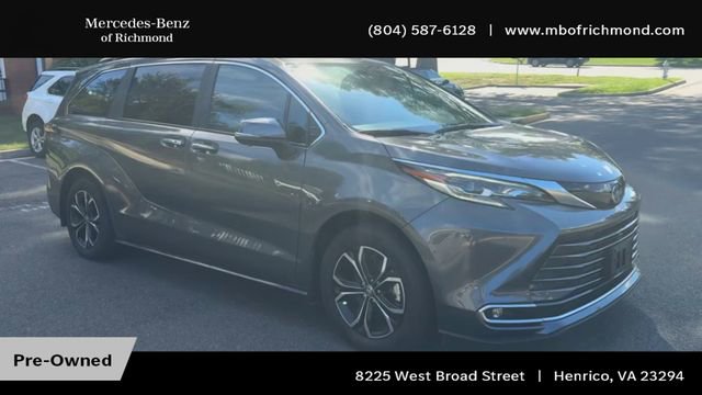 Used 2025 Toyota Sienna Platinum image 4
