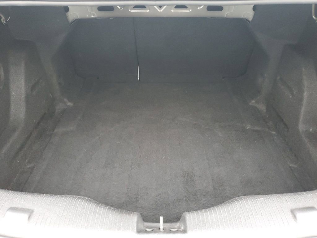 Used 2019 Chevrolet Cruze LT w/ Convenience Package image 26