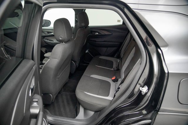 Used 2024 Chevrolet TrailBlazer LT w/ Convenience Package image 3