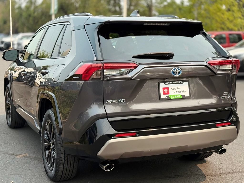 Used 2023 Toyota RAV4 SE w/ SE Grade Weather Package AWD/4WD image 3
