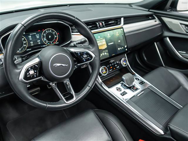 Certified 2024 Jaguar XF R-Dynamic SE image 17