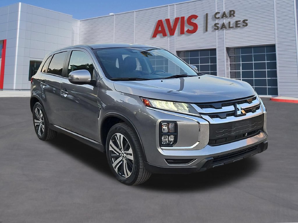 Used 2025 Mitsubishi Outlander Sport SE AWD/4WD image 3