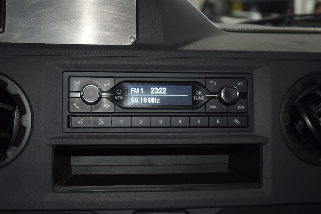 Used 2023 Ford E-450 and Econoline 450 Super Duty w/ Power Windows & Locks Group RWD image 18