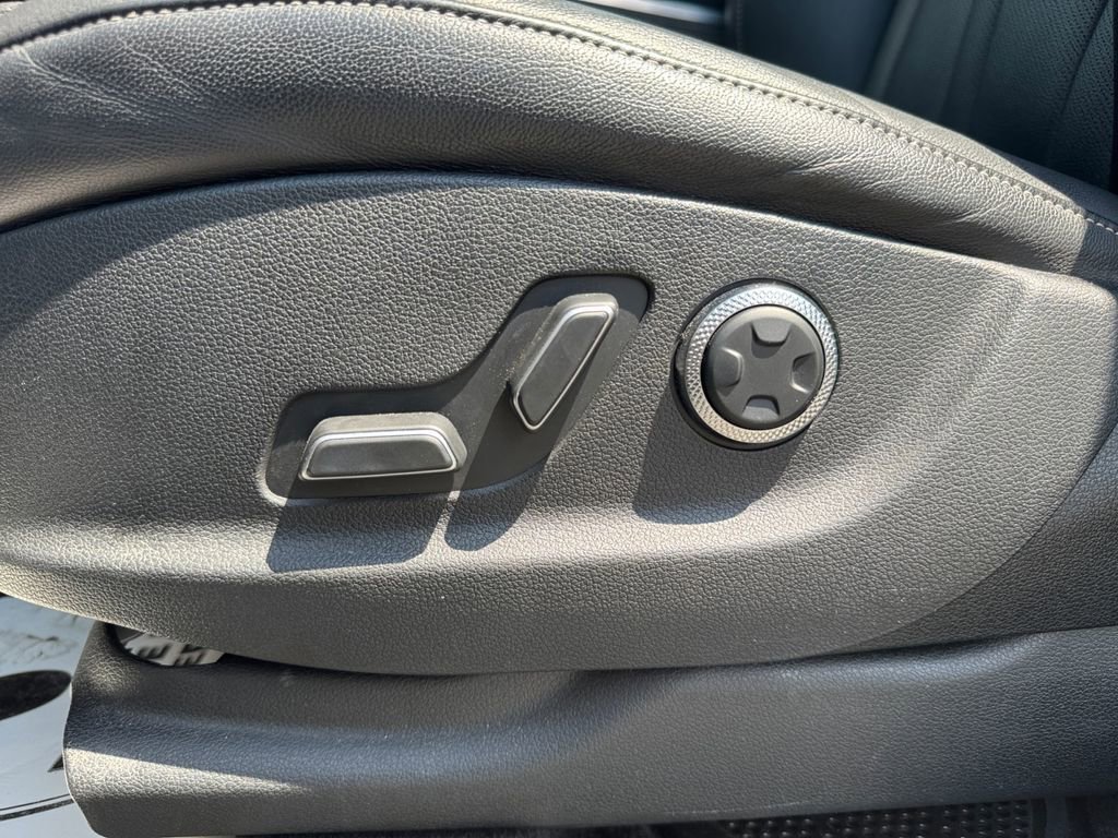 Used 2024 Genesis GV80 2.5T AWD/4WD image 25