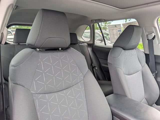 Used 2024 Toyota RAV4 XLE w/ Convenience Package AWD/4WD image 13