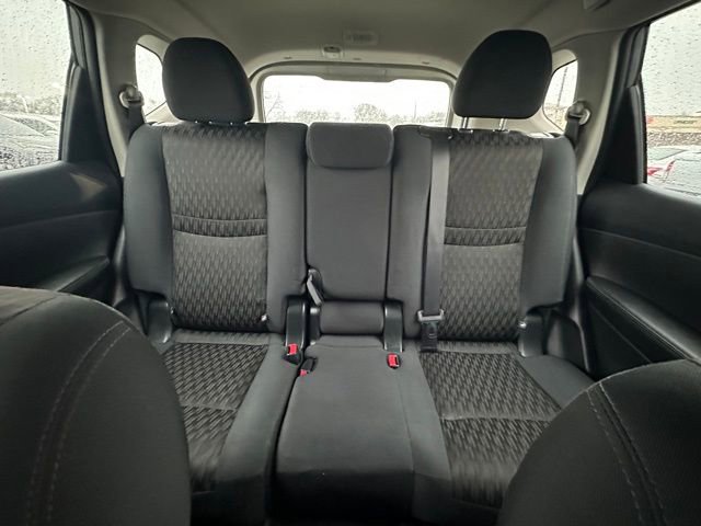 Used 2018 Nissan Rogue S image 28