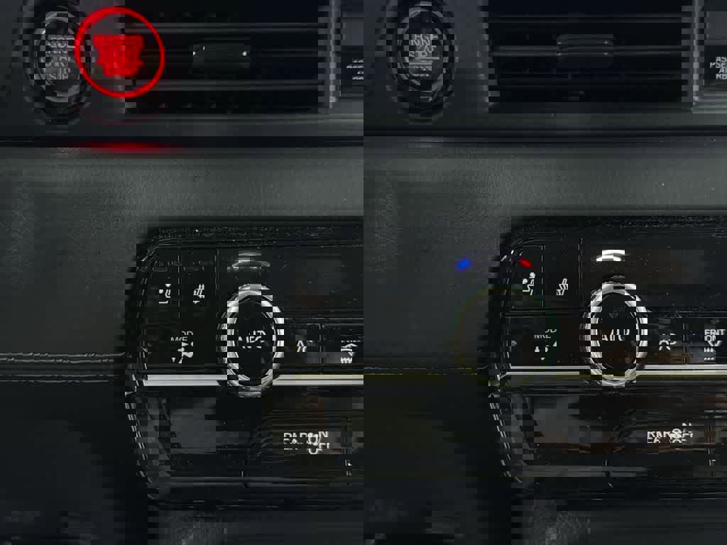 Used 2023 Honda Pilot Elite image 37