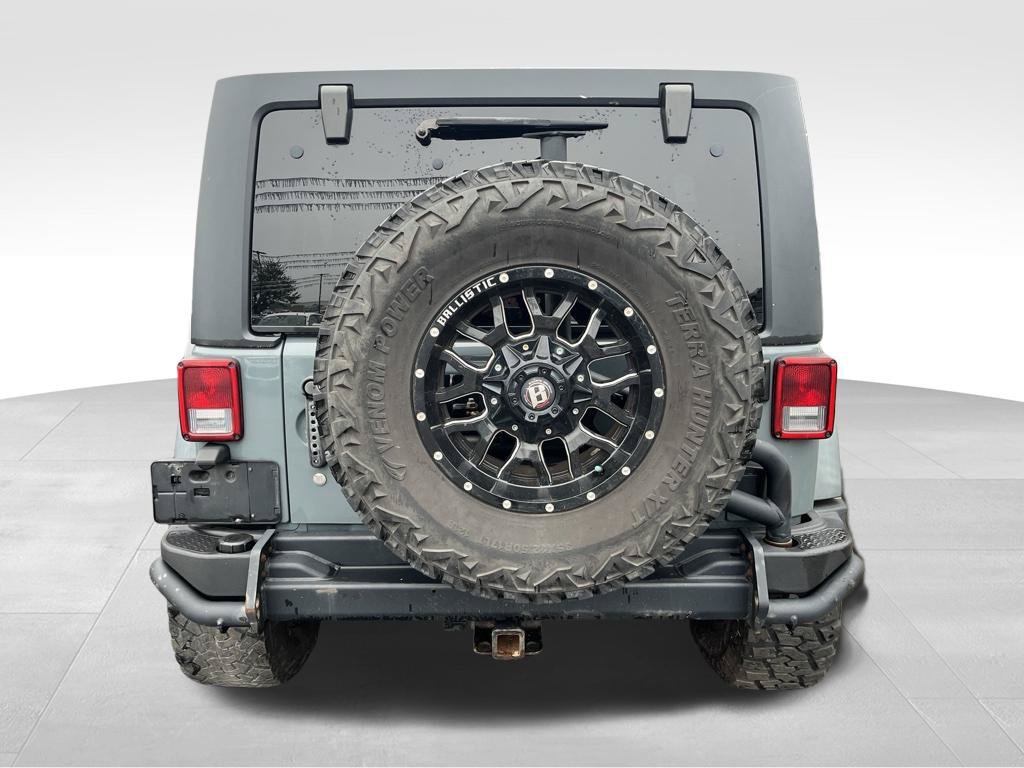 Used 2014 Jeep Wrangler Unlimited Rubicon AWD/4WD image 4