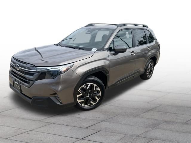 Used 2025 Subaru Forester Premium AWD/4WD image 3