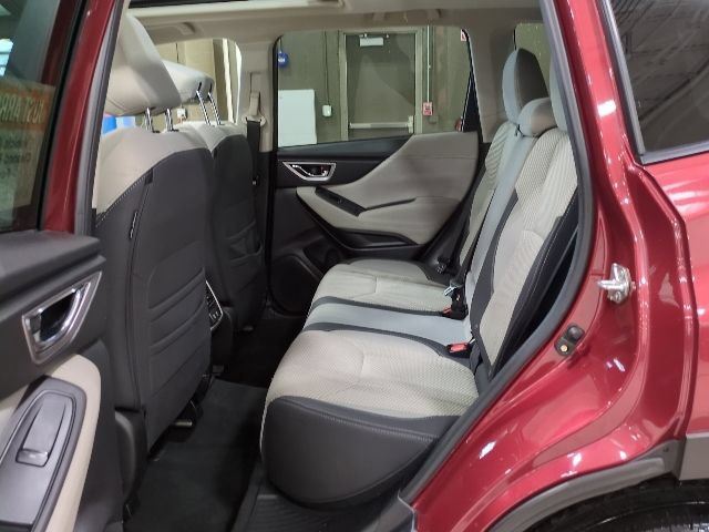 Used 2023 Subaru Forester Premium AWD/4WD image 17