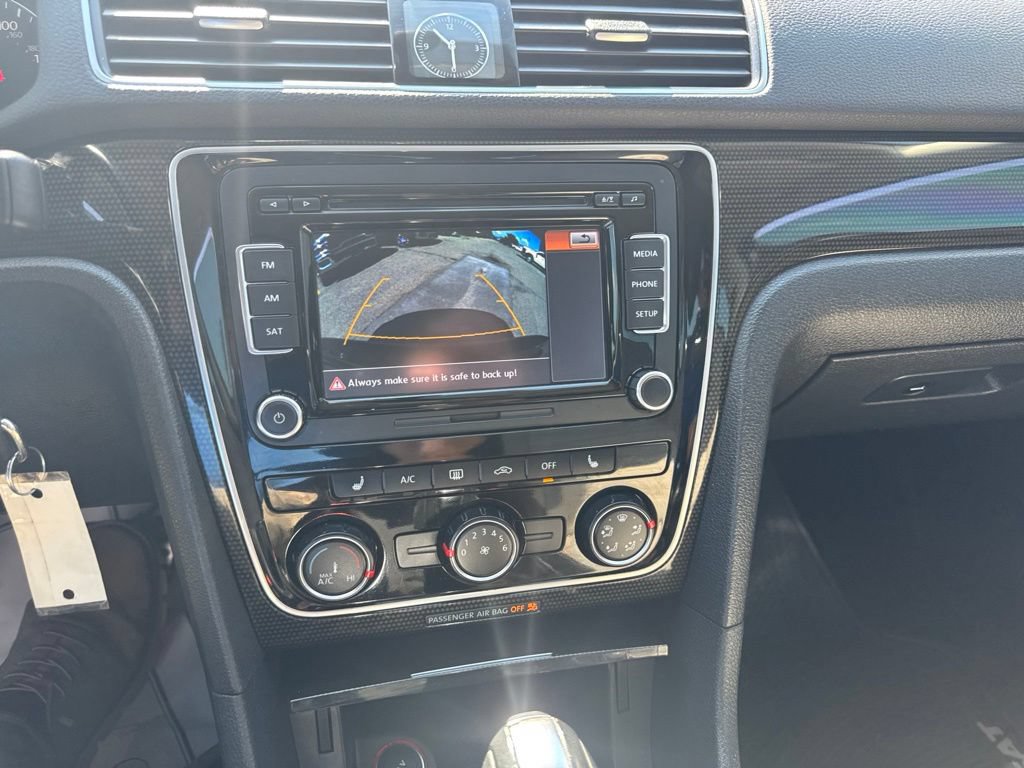 Used 2014 Volkswagen Passat 1.8T Sport FWD image 13