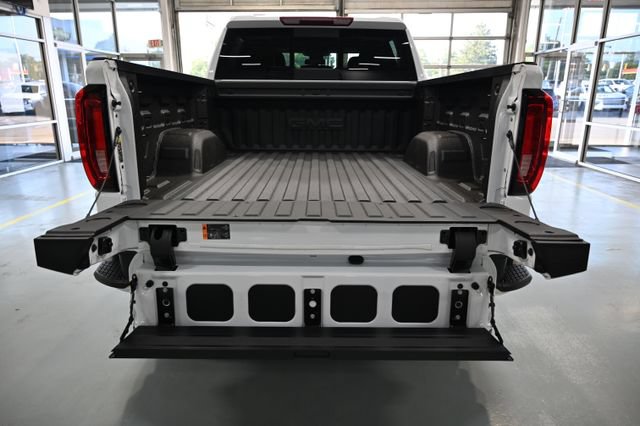 New 2026 GMC Sierra 1500 SLT w/ SLT Premium Plus Package AWD/4WD image 9