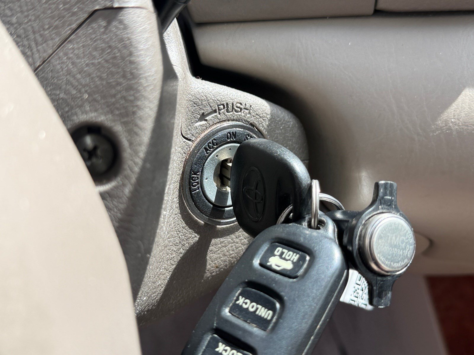 Used 2005 Toyota Camry XLE FWD image 28