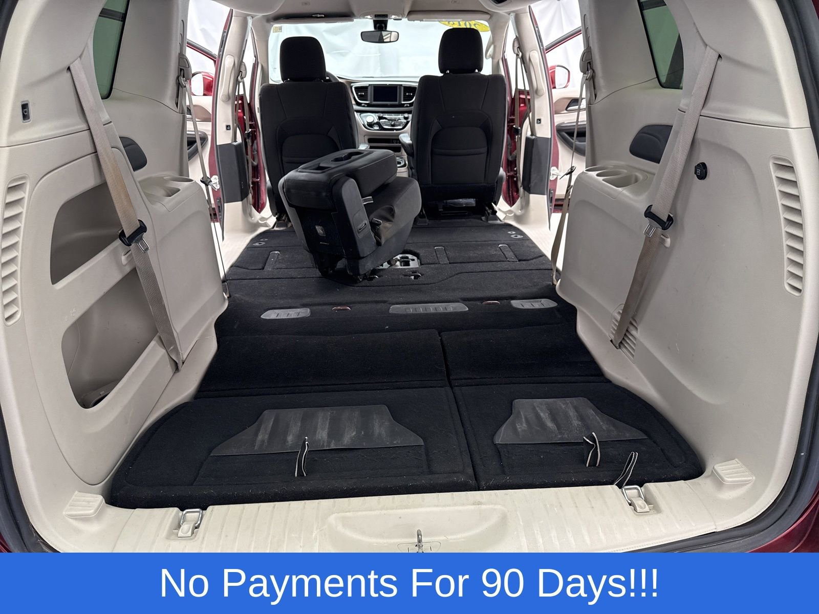 Used 2018 Chrysler Pacifica Touring Plus w/ Tire & Wheel Group image 41