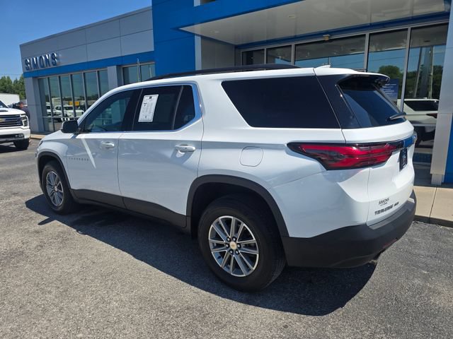 Used 2023 Chevrolet Traverse LT w/ Rear Camera Mirror Package AWD/4WD image 3