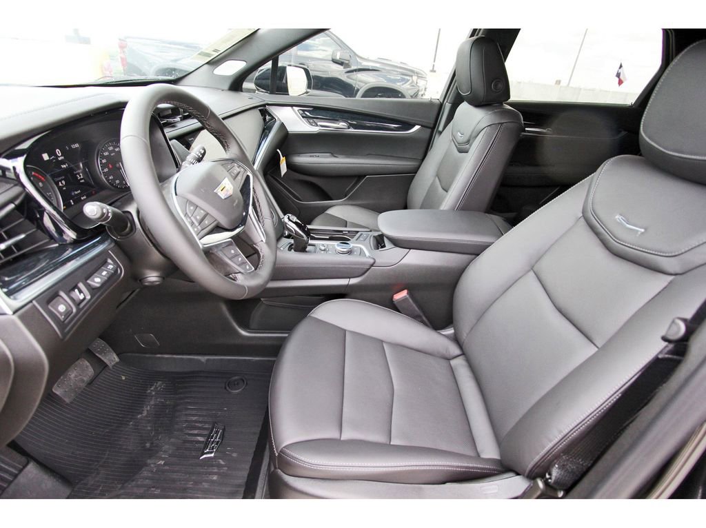 New 2025 Cadillac XT5 Premium Luxury w/ Technology Package image 6