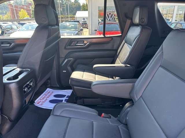 Certified 2025 GMC Yukon Denali w/ LPO, Floor Liner Package image 16